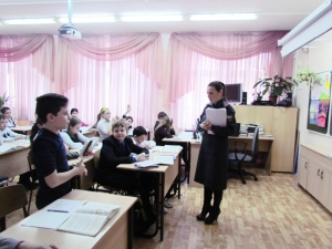 Профилактическое мероприятие Безопасный интернет для школьников, проводимое полицейскими Красногорского района