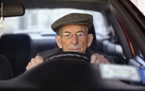 Пожилой водитель, со стажем вождения более 50-ти лет попал в ДТП.