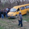 По вине невнимательного водителя на 101 км а/д М9 "Балтия", протаранившего попутный автомобиль, погиб 1 человек, 6 человек получили травмы.