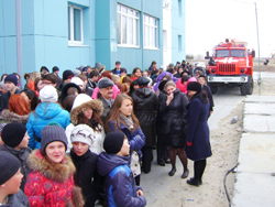 Учебная эвакуация в Ильинской средней общеобразовательной школе Красногорского района.
