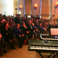 В доме культуры "Опалиха" прошел праздничный концерт "Поезд Победы", посвящённый 70-летию Великой Отечественной войны.