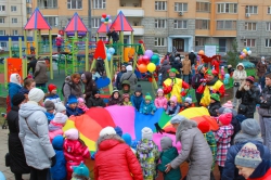 В Красногорске открытие детских площадок становится ярким праздником для детей.
