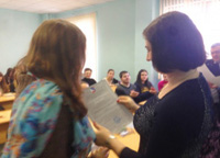 В Красногорске учащихся поздравили с Днем российского студенчества.