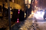 На улице Народного Ополчения в Красногорске произошло ДТП: автомобиль вылетел с дороги на тротуар, где совершил наезд на 16-ти летнюю девушку!