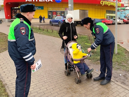 В Подмосковном Красногорске сотрудники Госавтоинспекции провели профилактическое мероприятие «Пешеход».