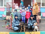 В Красногорске полицейские провели акцию «Моя профессия - кинолог».