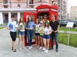 Инспектора ГИБДД пополнили пункт книжного шкафа Urban books книгами по тематике ПДД.