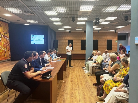 В МУ «Молодежный центр» города Красногорск провели семинар-совещание на тему «Цифровая безопасность»