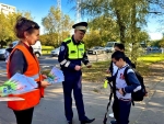 Родительский патруль на страже безопасности юных участников дорожного движения.